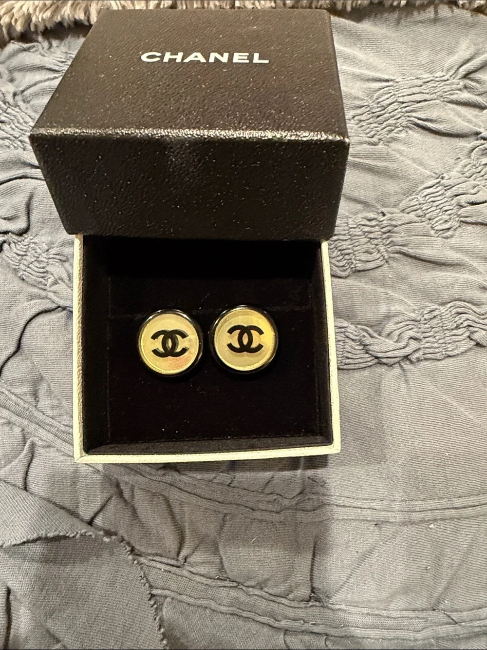 CHANEL Black & Mirrored like CC Round Clip on Earrings